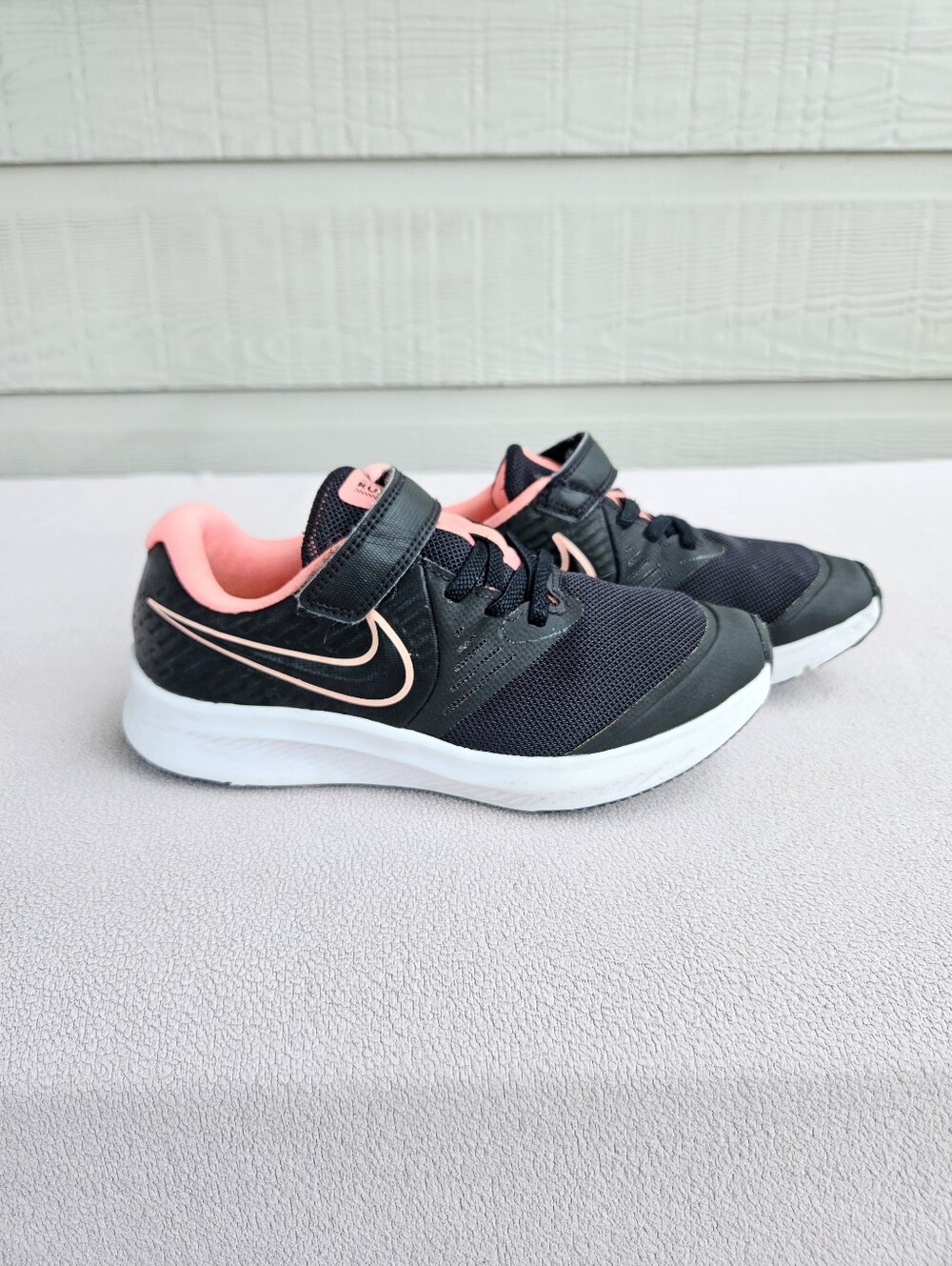 Nike Star Runner 2 PSV Hook & Loop Sneaker SZ 1.5Y Pink Black AT1801-002
